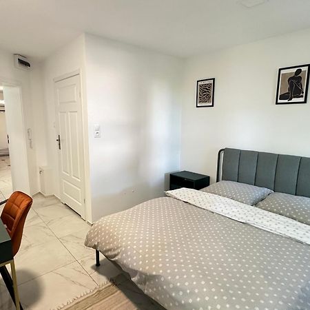 Moveen! Wynajem Apartamentow We Wroclawiu! 10 Minut Od Centrum Exterior foto